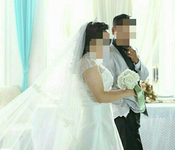 중년 부부의 연을 맺은 커플이랍니다~