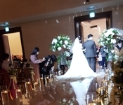 결혼을 축하합니다.