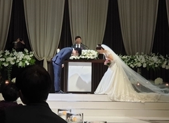 결혼을 축하드립니다.